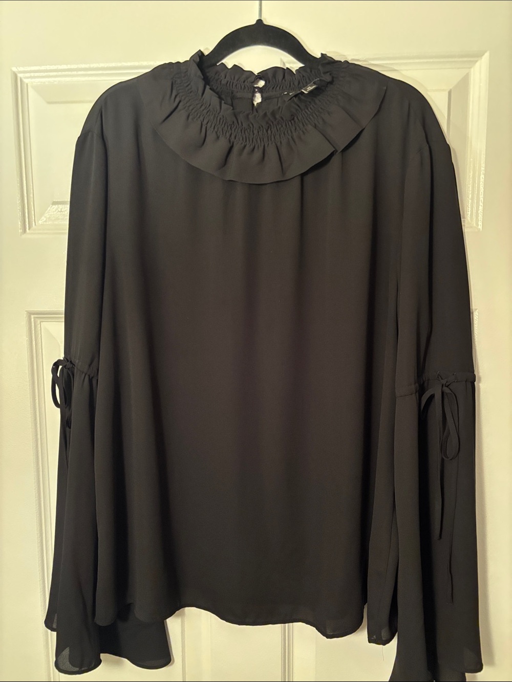 Banana Republic Black Ruffle-Neck Long Sleeve Blouse